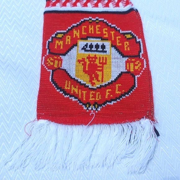 🇬🇧Manchester United Football Club Scarf 50 inches 127cm - Picture 4 of 12
